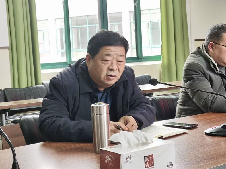 校黨委委員、副校長王傳喜同志進(jìn)行點(diǎn)評(píng)